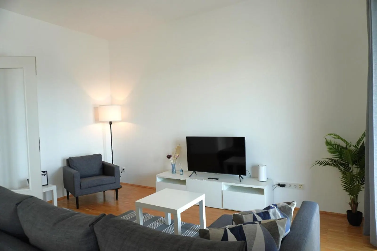 Privates Apartment In Westberlin - Jomi Stays 0*, Berlin Niemcy