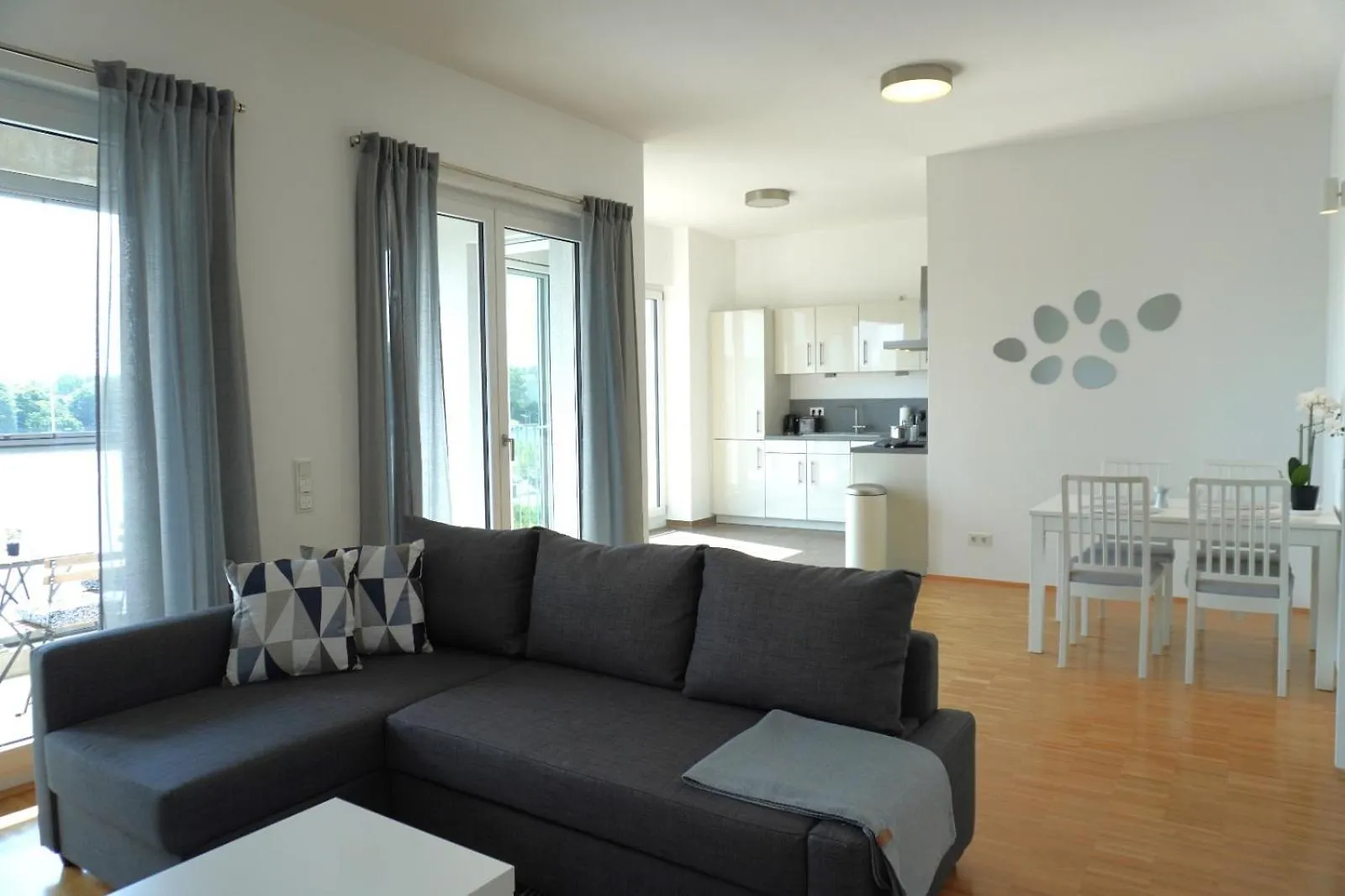 Privates Apartment In Westberlin - Jomi Stays Niemcy